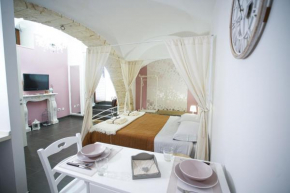 Гостиница HOME 5  Путиньяно